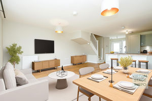 Photo 7- click for photo gallery